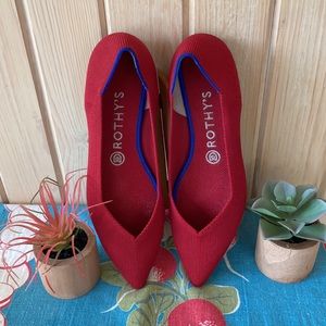 ROTHY’S The Point Chili Red Flats